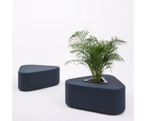 Plantenpoef in donkerblauw