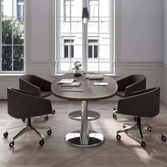 Ovale vergadertafel